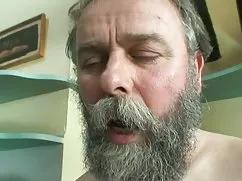 不同肤色白色的荡妇吸角质青少年爆炸兄弟妈妈肛门冒险