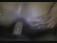 泰比基尼做年轻的乌克兰女孩的裸体